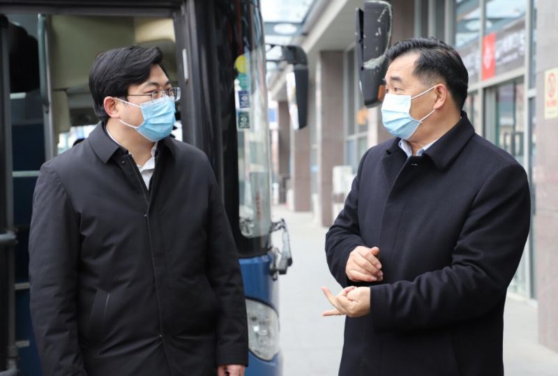 市委常委、武進(jìn)區(qū)委書記喬俊杰督查武進(jìn)汽車站春運(yùn)及疫情防控工作