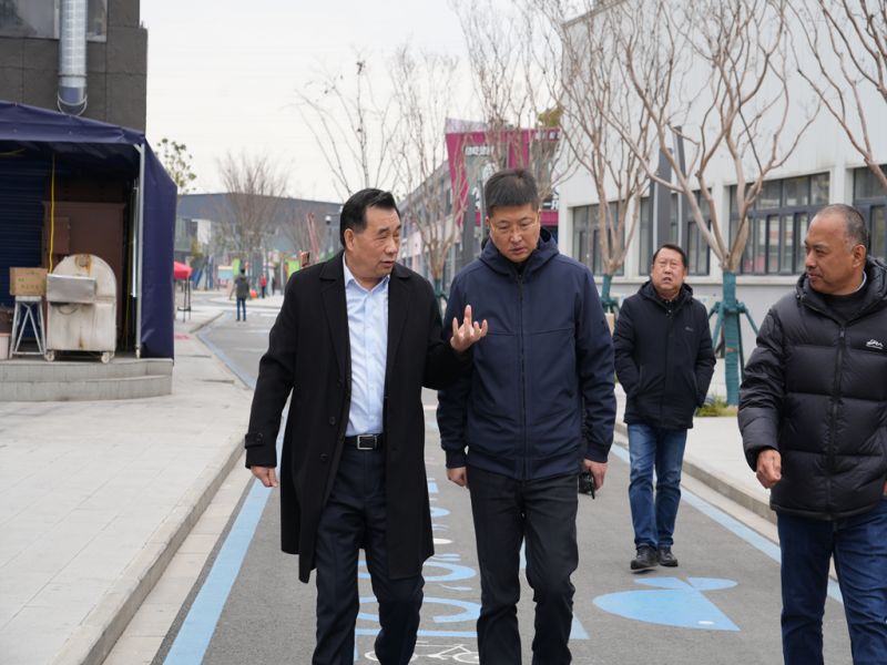 湖北公路客運集團股份有限公司一行領(lǐng)導(dǎo)至公司調(diào)研